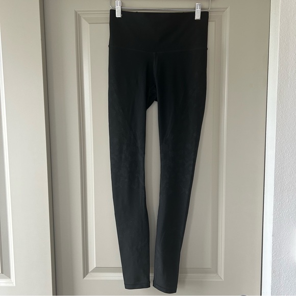 Lululemon Mapped Out High Rise Tight 28" - Picture 2 of 9